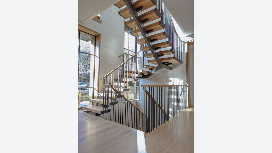 INTERIOR STAIRS